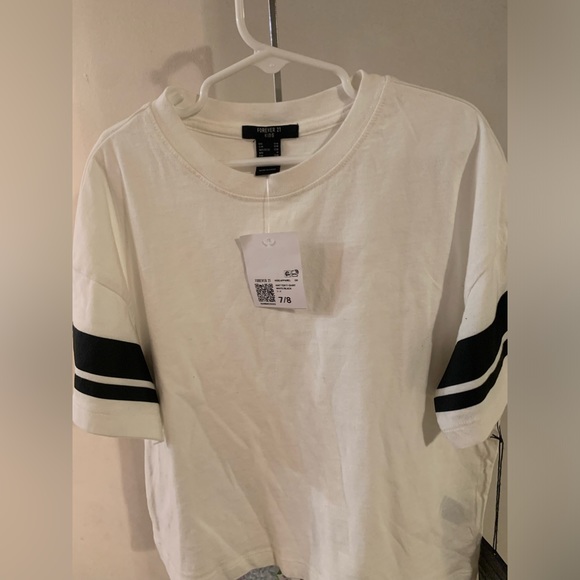 Forever 21 Kids T-Shirt Size 7/8 NWT - Picture 2 of 4